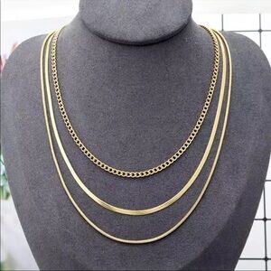 New 18k Gold Plated Triple Layered Necklace Set